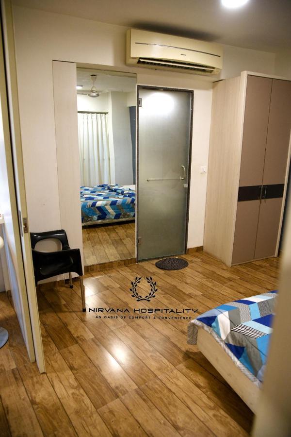 Rajhans Belliza Luxurious Studio Apartment Surat Esterno foto